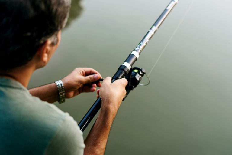 Memancing ikan