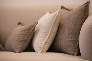 bantal sofa